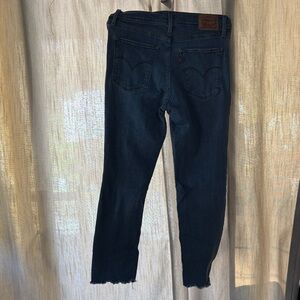 Levi's Women's Dark Blue Skinny Jeans